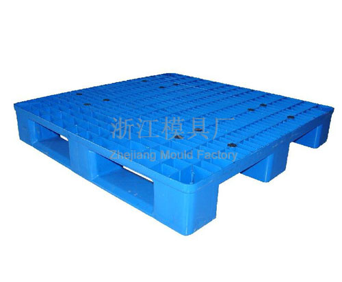 Pallet mould