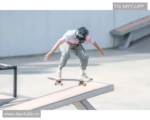 滑板灵活性大比拼深圳滑板队荣获第三名展现实力与风采